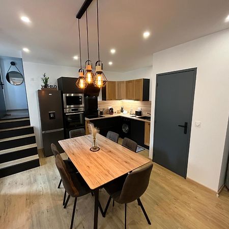 Au 35 Apartment Millau Luaran gambar