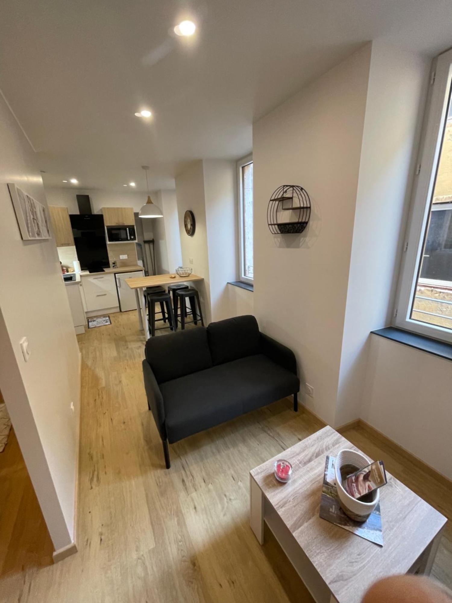Au 35 Apartment Millau Luaran gambar